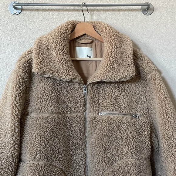 Aritzia Wilfred Free Zip-Up The Teddy Jacket Sz:S Beige - Picture 11 of 13